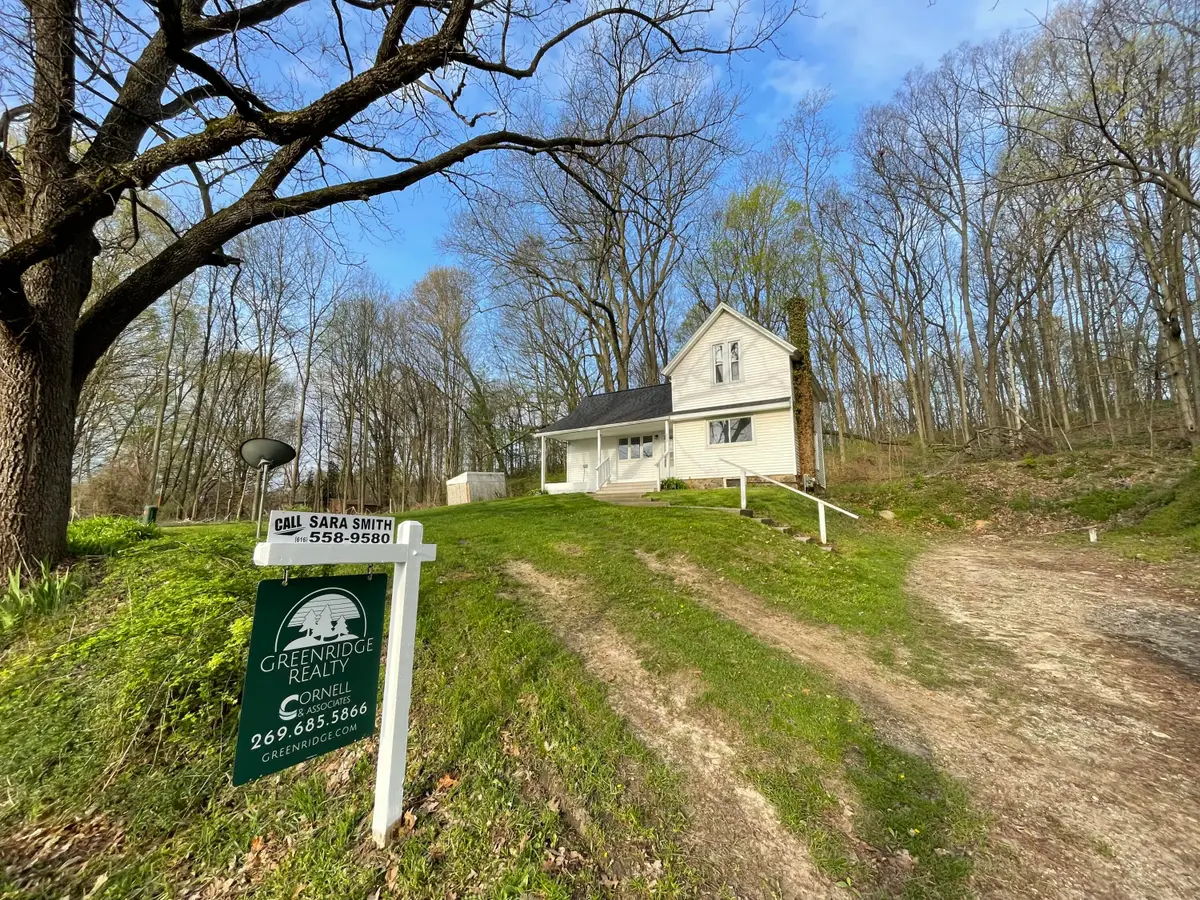 208 4th Street, Plainwell, MI 49080 - #1