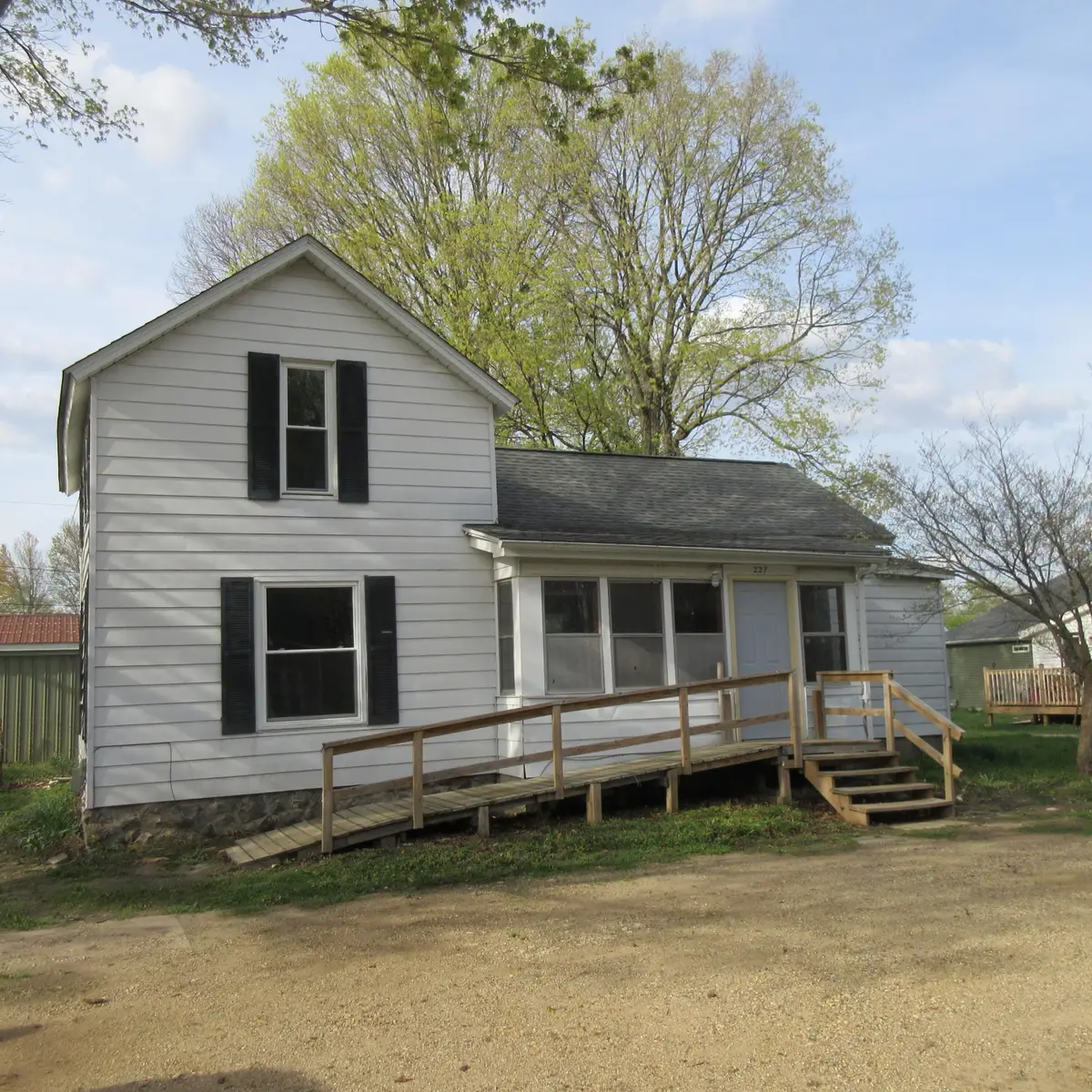 227 E Arbor Street E, Marcellus, MI 49067 - #1