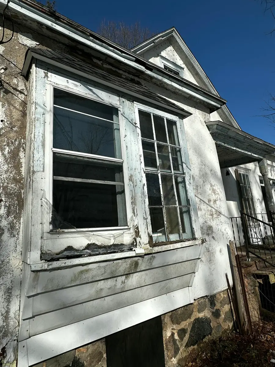 50022 M-40, Paw Paw, MI 49079 - #2