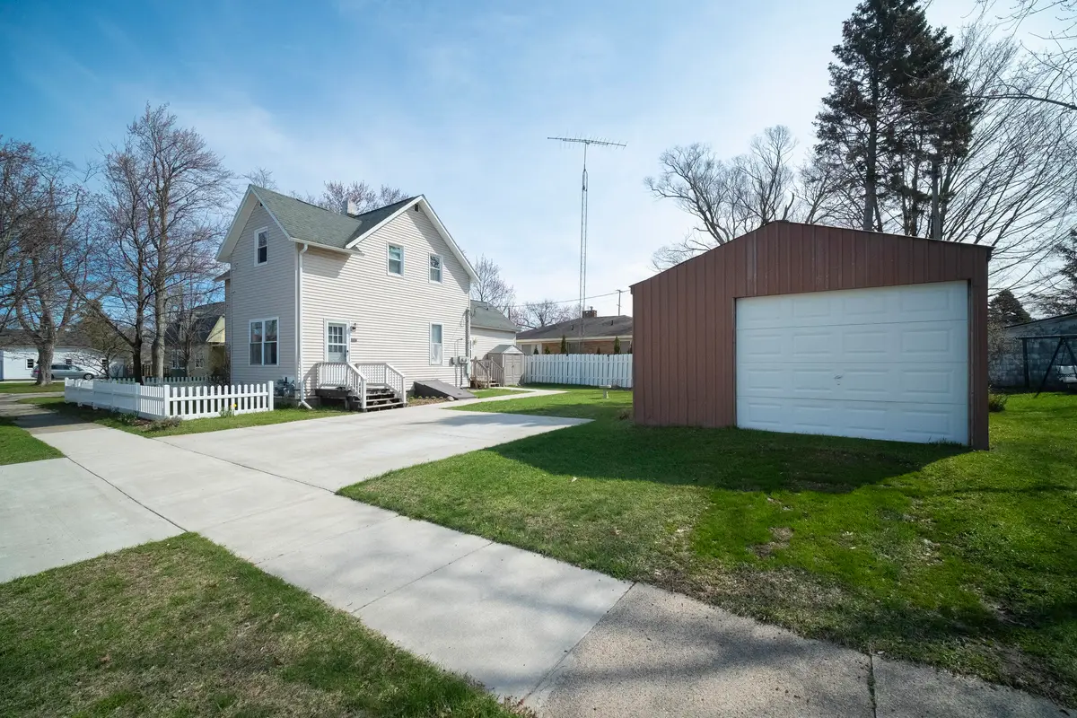 257 2nd Avenue, Manistee, MI 49660 - #1