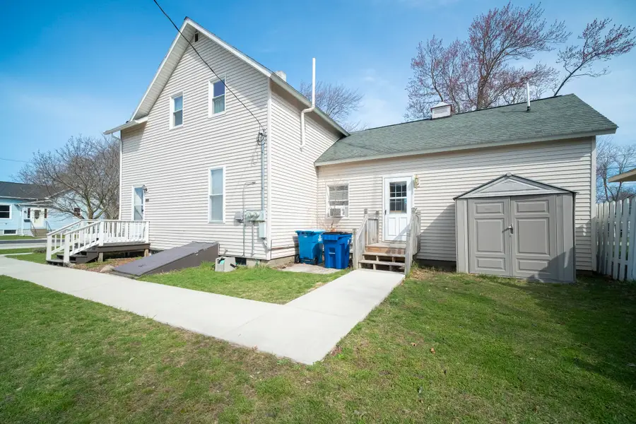 257 2nd Avenue, Manistee, MI 49660 - #2