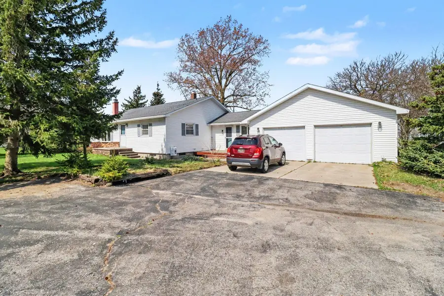 114 S Main Street, Eastlake, MI 49626 - #2