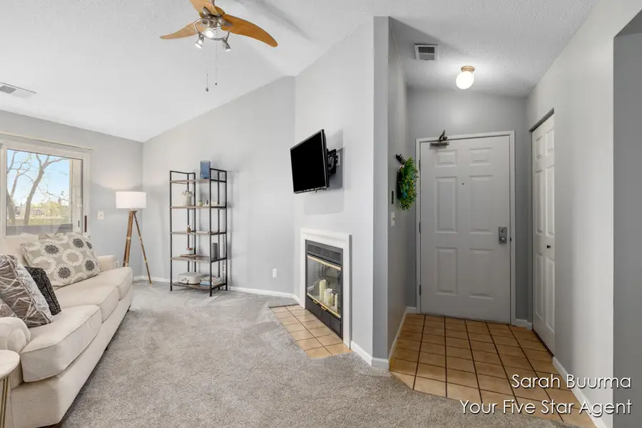 3142 Windcrest Court Ne, Grand Rapids, MI 49525 - #3