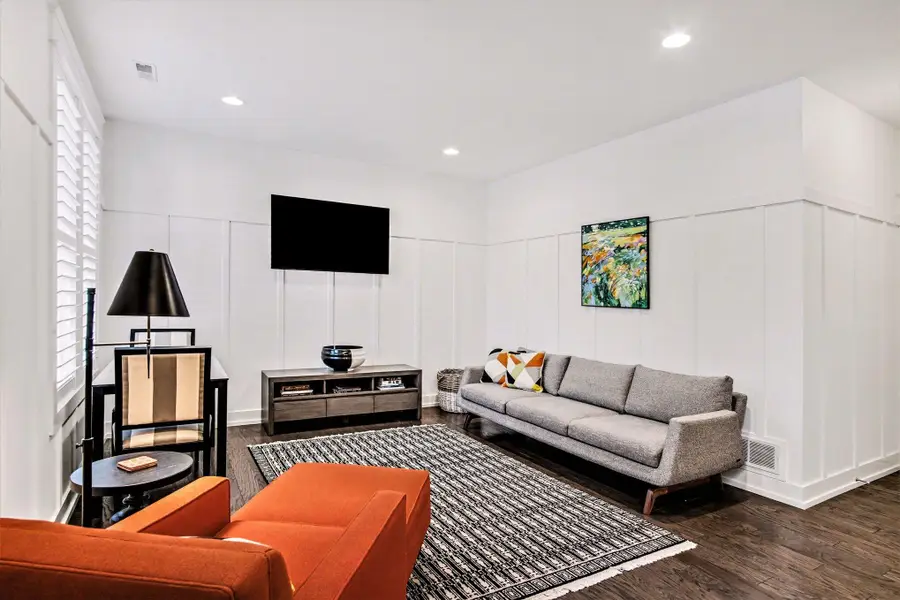 694 Croswell Avenue Se, Grand Rapids, MI 49506 - #3