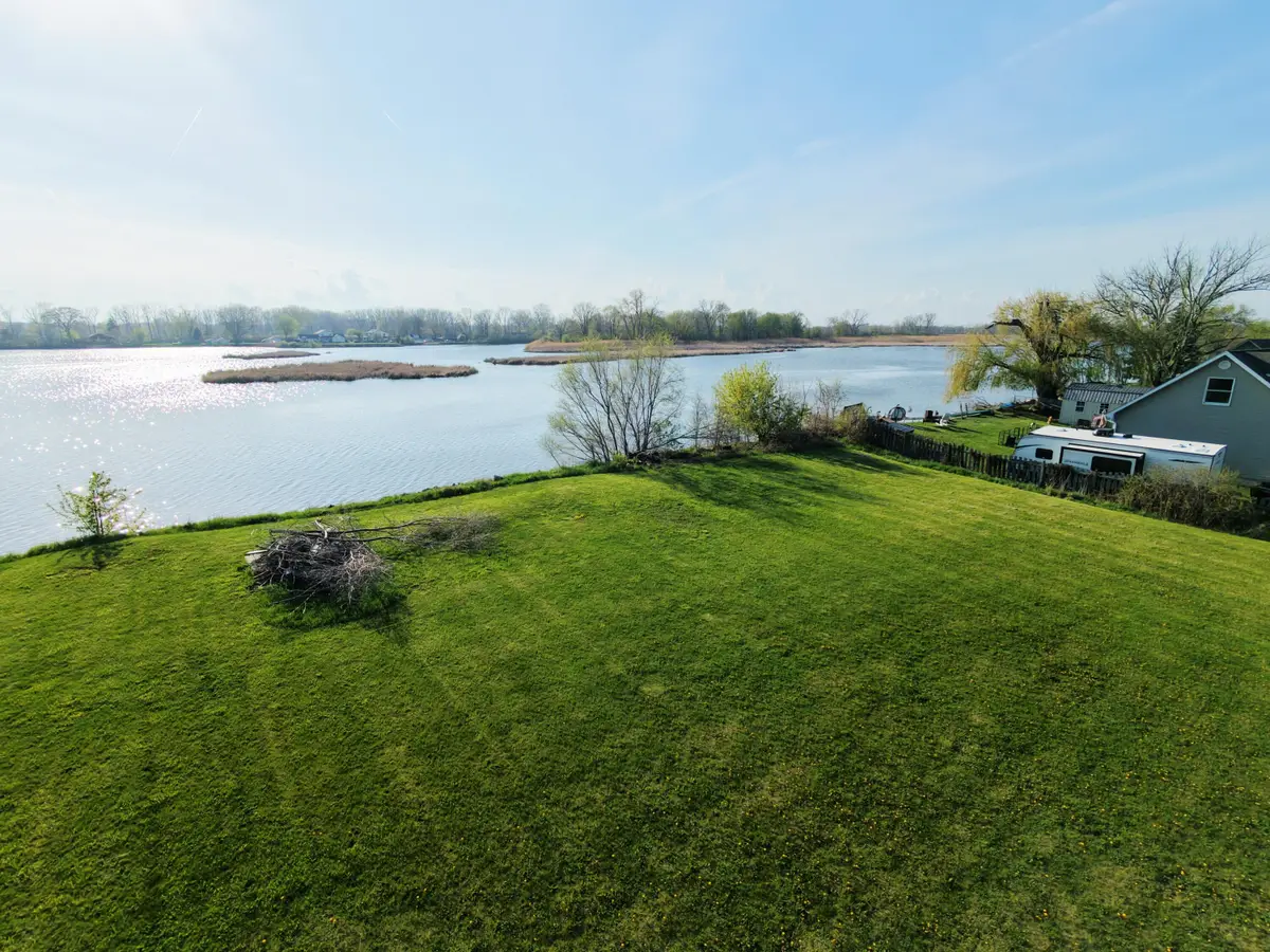 Dan Street, Brownstown, MI 48173 - #1