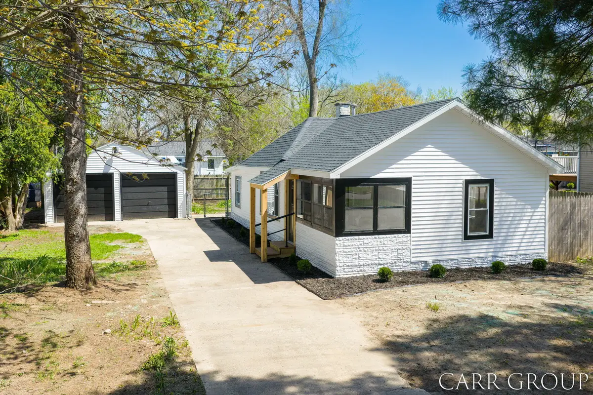 3230 Highgate Avenue Sw, Wyoming, MI 49509 - #1