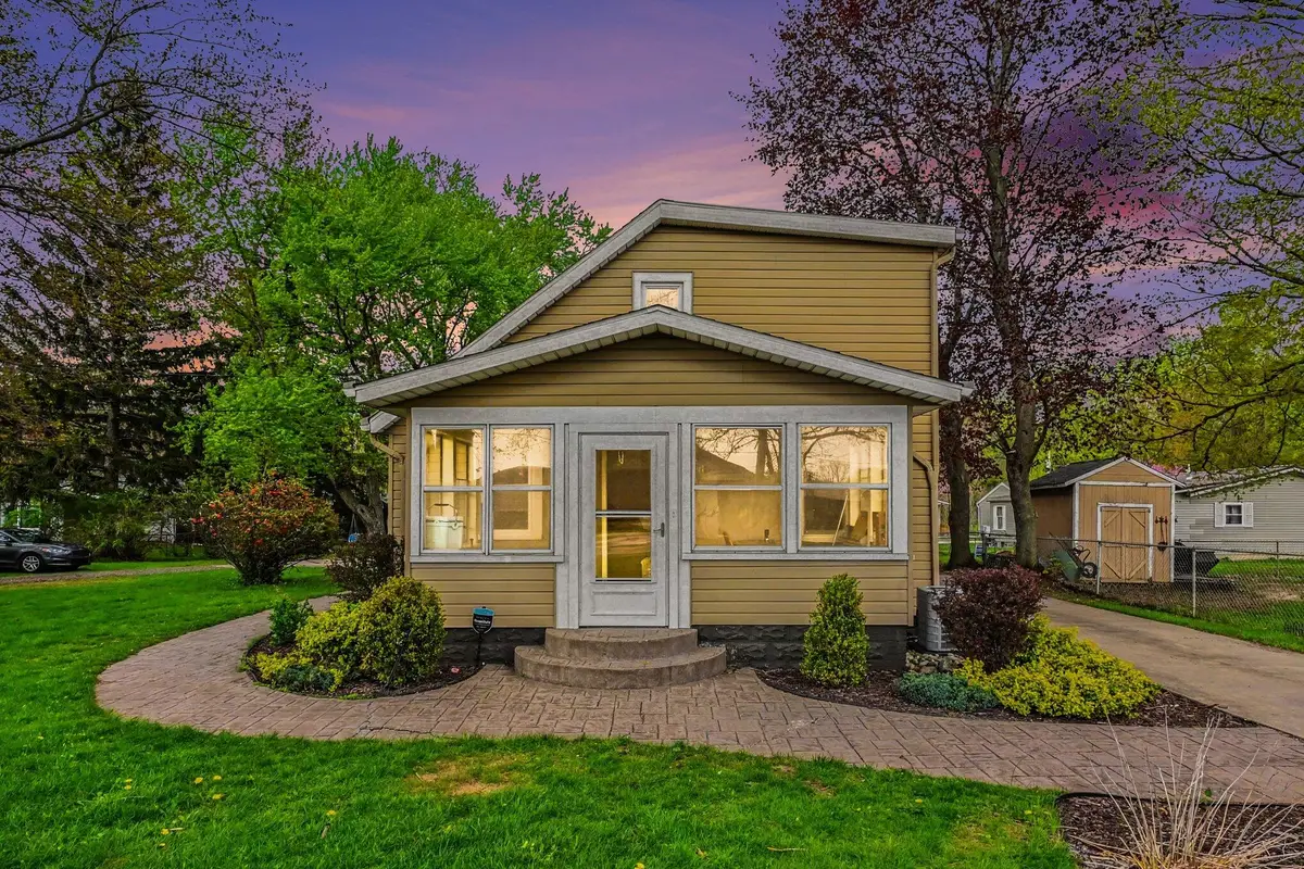 1917 E Main Street, Niles, MI 49120 - #1