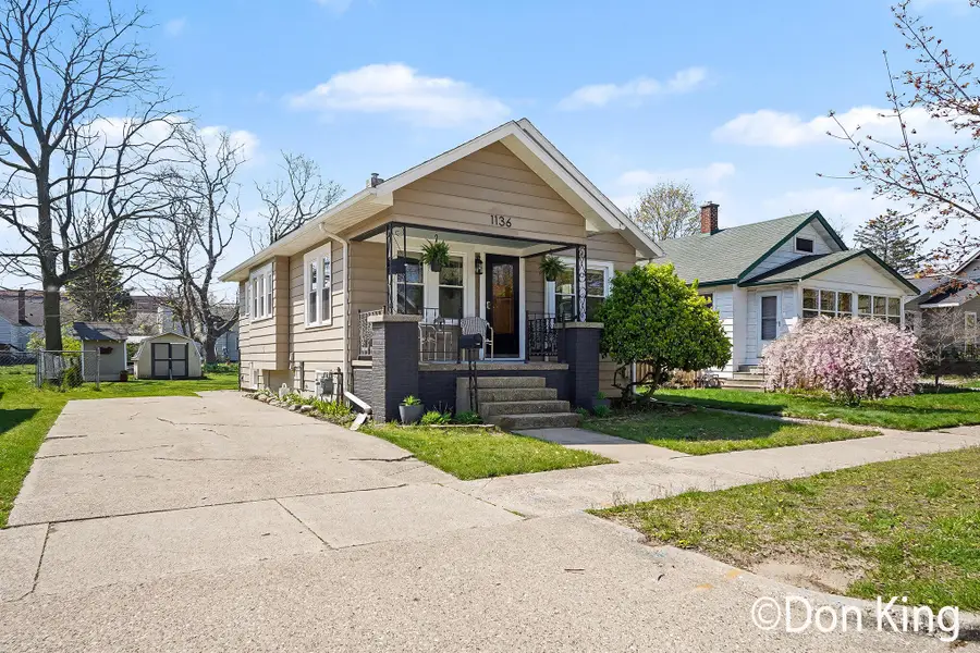 1136 Slayton Avenue, Grand Haven, MI 49417 - #2