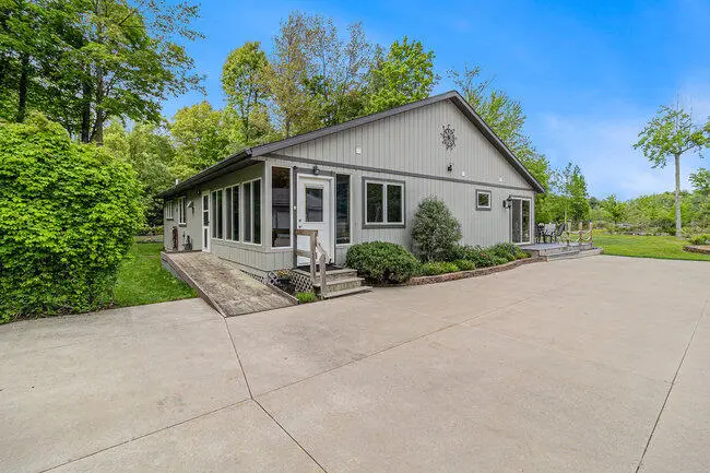 6976 S 80th Avenue, Rothbury, MI 49452 - #1