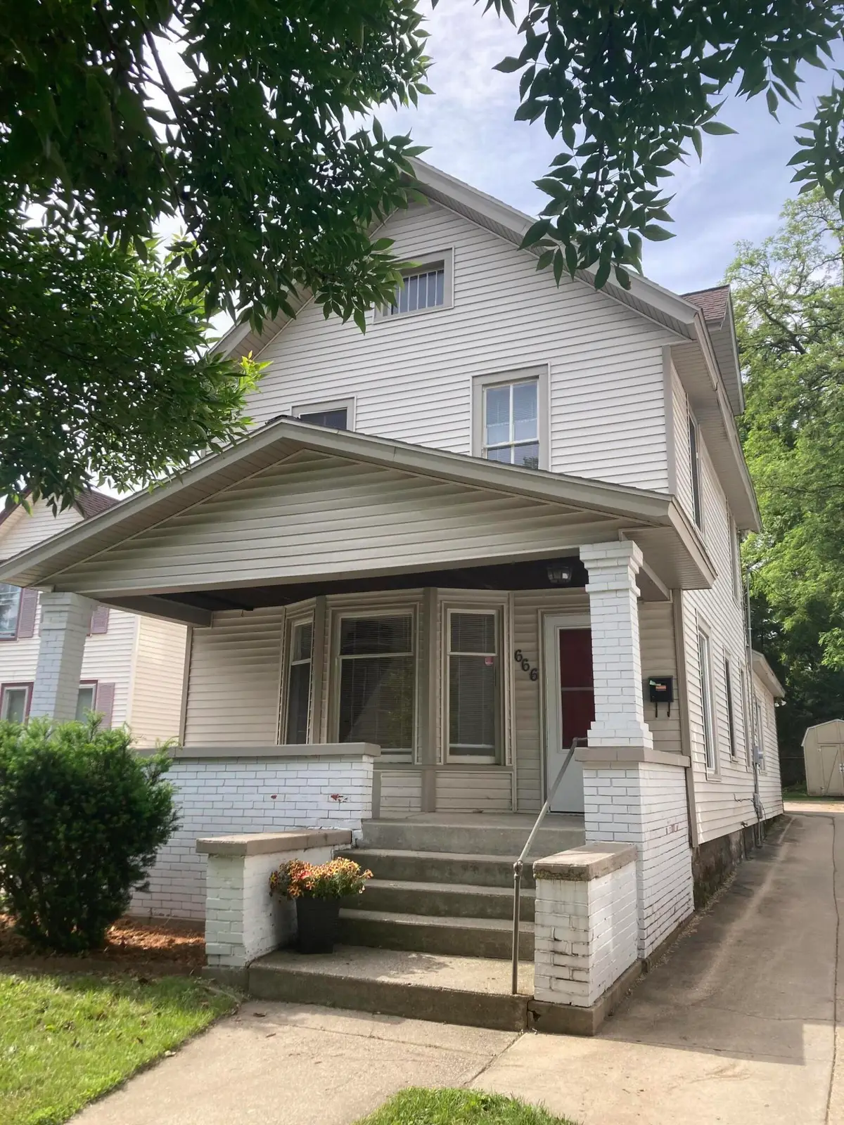 666 Lake Drive Se, Grand Rapids, MI 49506 - #1