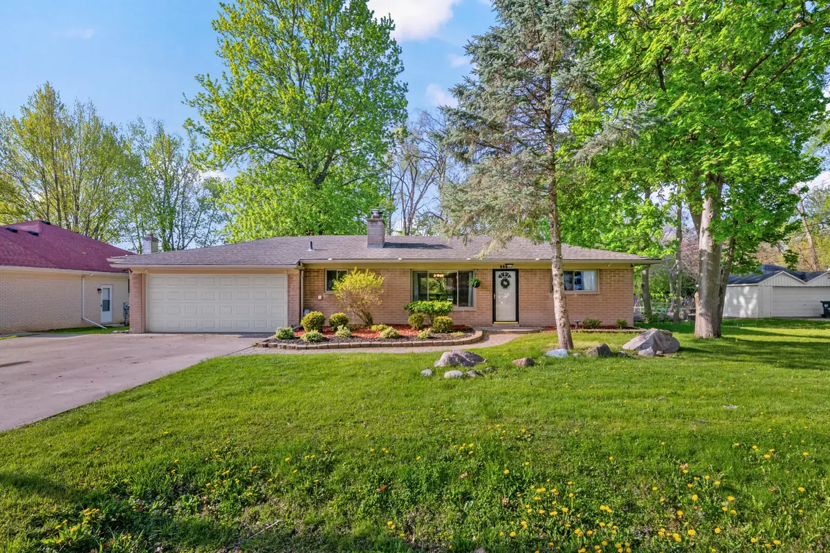 950 Gallaland Avenue, Rochester Hills, MI 48307 - #1