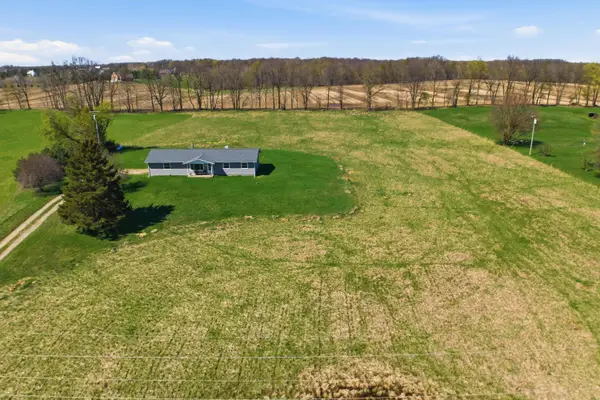 11580 Bell Oak Road, Webberville, MI 48892