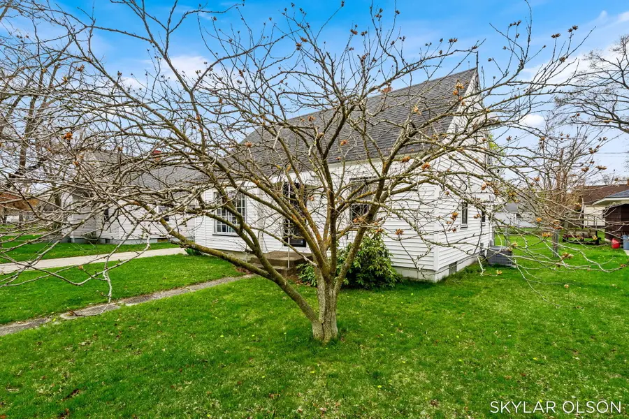 1099 Francis Avenue, Muskegon, MI 49442 - #3