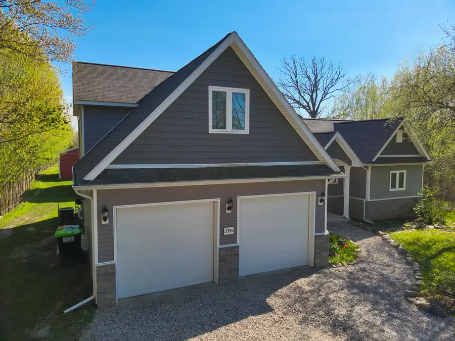 5785 Layton Road, Fowlerville, MI 48836 - #3