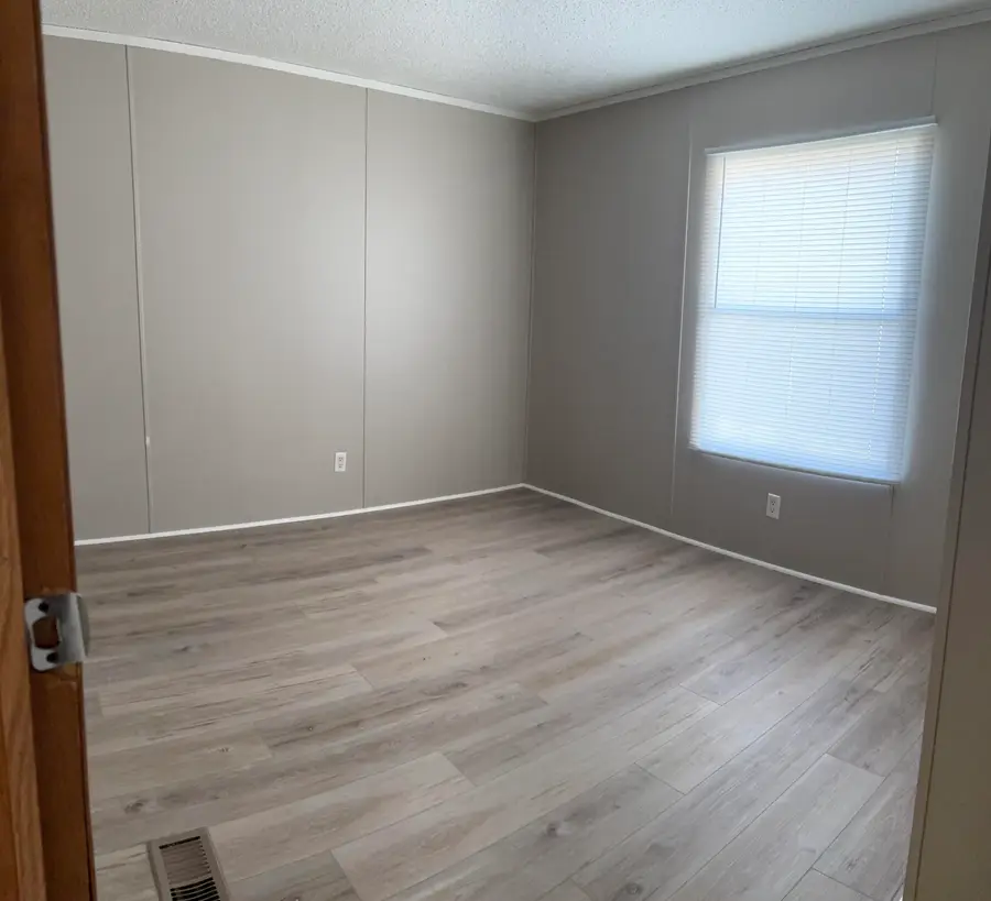 2658 Kitchener Street Sw, Wyoming, MI 49519 - #3