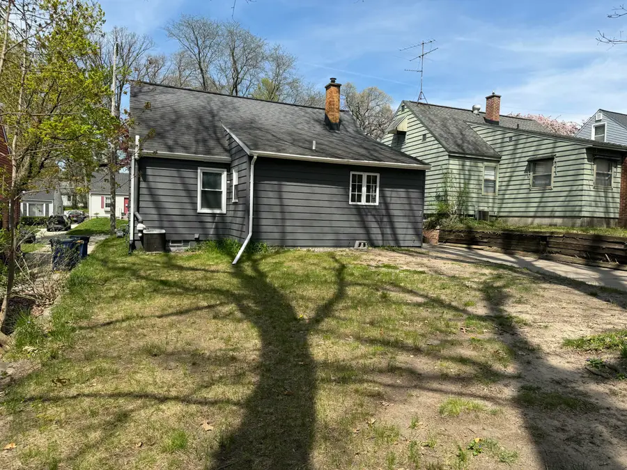 1436 Linwood Street Se, Grand Rapids, MI 49507 - #2