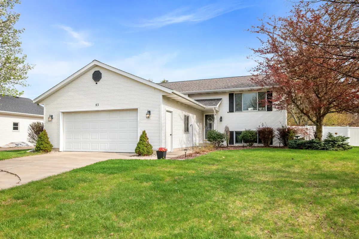 83 Windflower Street Ne, Comstock Park, MI 49321 - #1