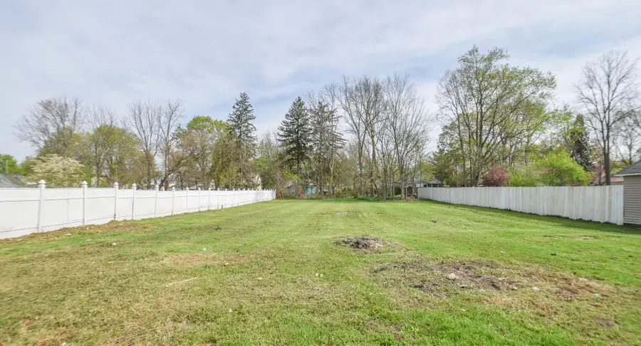 113 E Washington Street, Coldwater, MI 49036 - #3