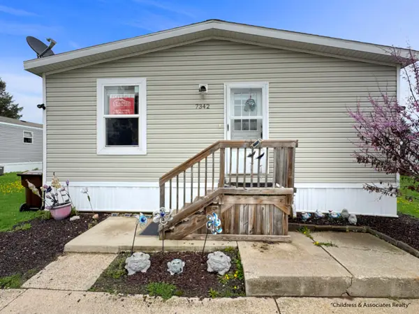 7342 Old Hickory Drive Ne, Belmont, MI 49306