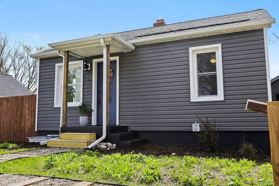 904 Hawthorne Avenue, Ypsilanti, MI 48198 - #3