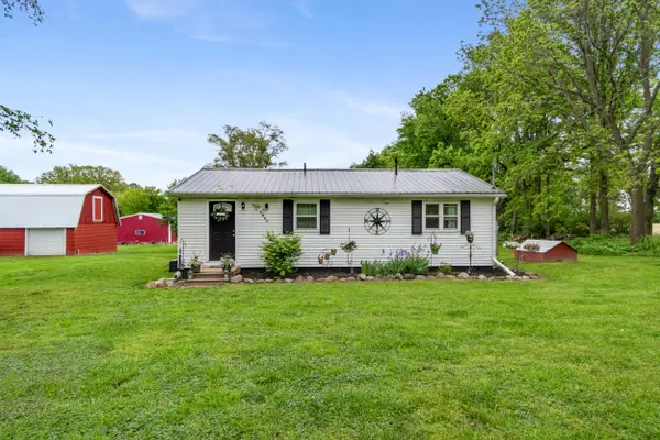5005 Cross Road, Concord, MI 49237