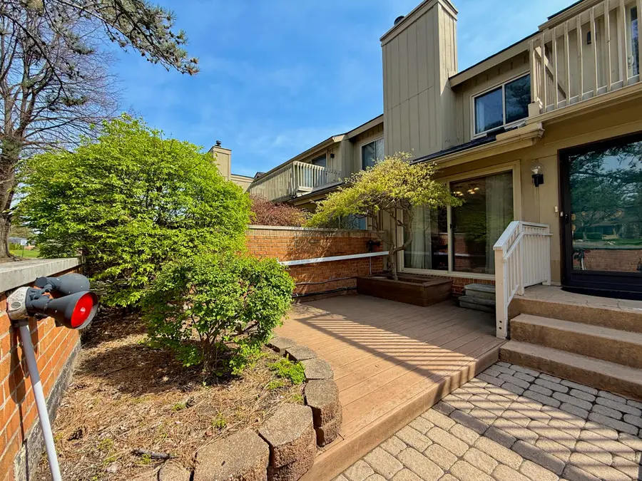 1651 S Hill Boulevard, Bloomfield Hills, MI 48304 - #2