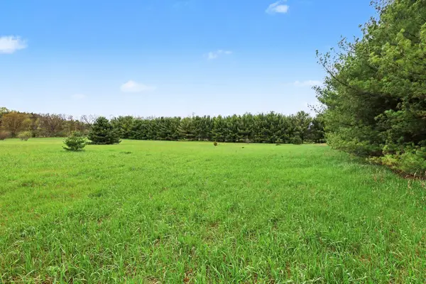 3724 Russell Street Ne, Cedar Springs, MI 49319