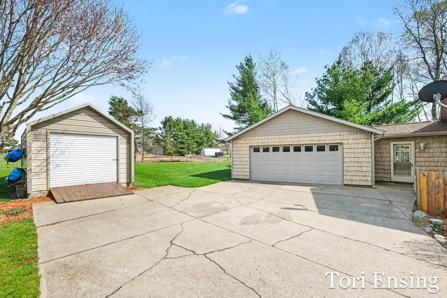 1235 Willow Drive, Stanton, MI 48888 - #3