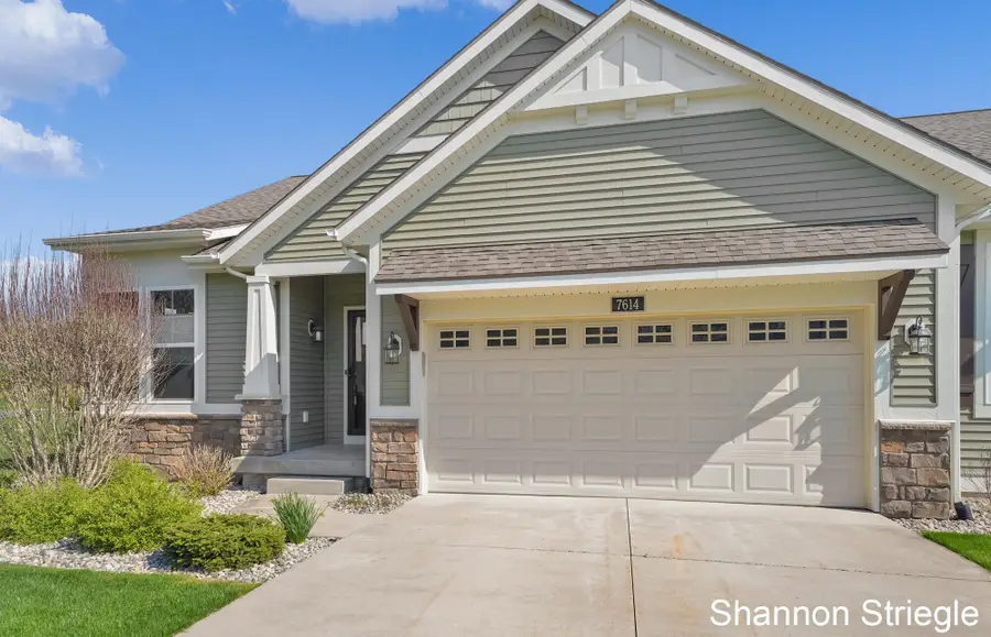 7614 Sofia Drive Sw, Byron Center, MI 49315 - #2