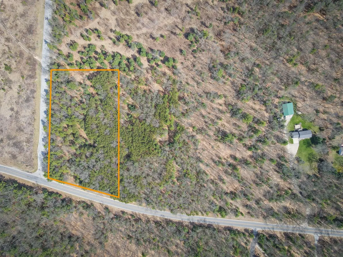 V/L Hyde Park Road #3.39 A m/l, Whitehall, MI 49461 - #1
