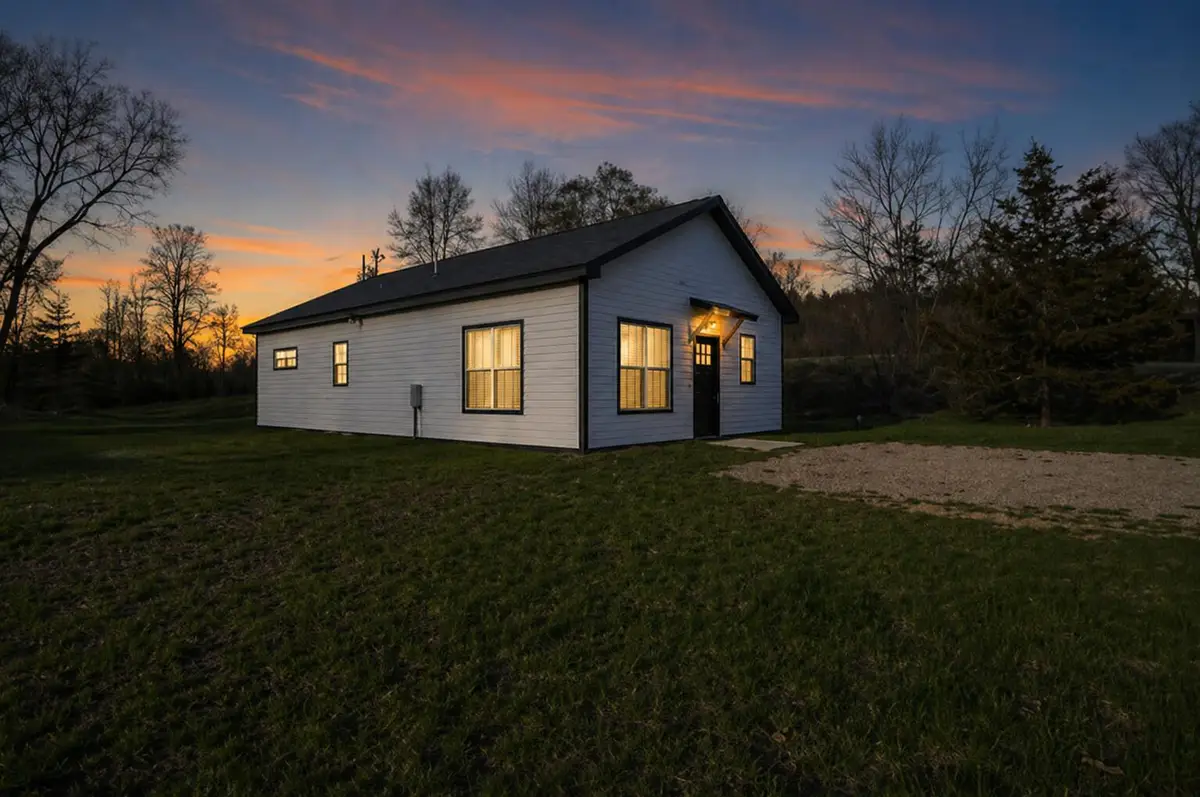 2084 W Fenwick Road, Fenwick, MI 48834 - #1