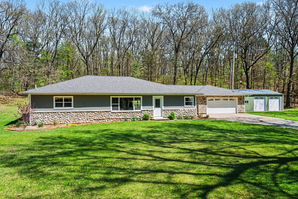 8640 N 24th Street, Kalamazoo, MI 49004 - #1