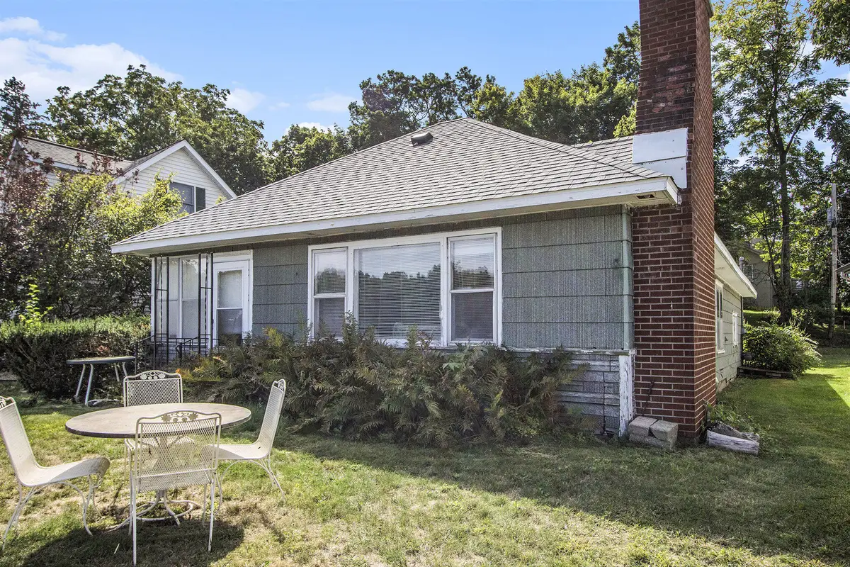 51361 Summit Street, Paw Paw, MI 49079 - #1