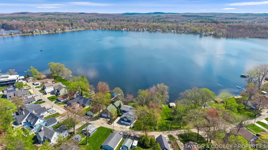3185 Elmwood Beach Road, Middleville, MI 49333 - #3