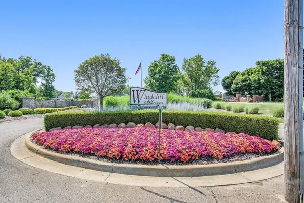 7150 Windcliff Drive #34, South Haven, MI 49090