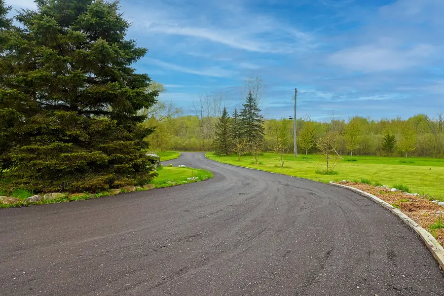 4335 Dauncy Road, Flat Rock, MI 48134 - #3