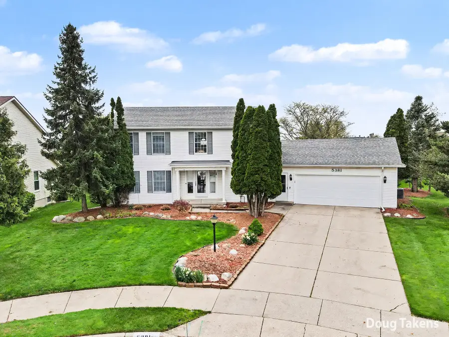 5381 Bunker Hill Court Se, Kentwood, MI 49508 - #2