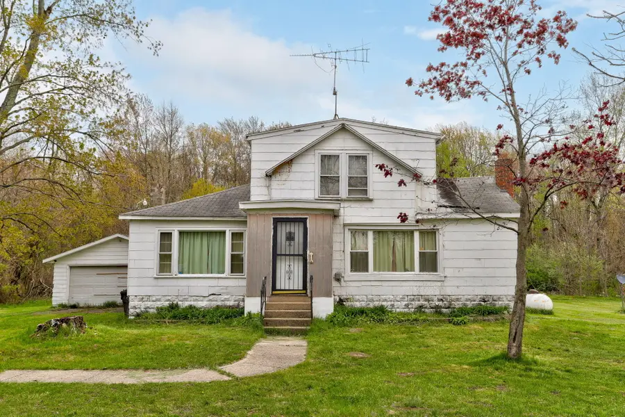 75326 38th Avenue, Covert, MI 49043 - #2
