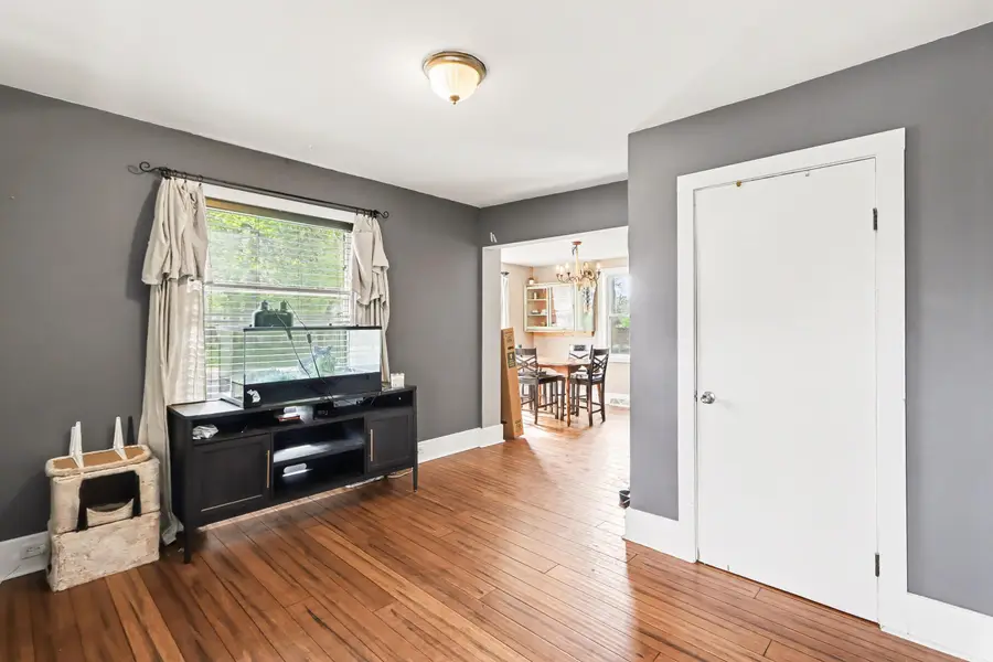 126 E South Street, Vicksburg, MI 49097 - #3