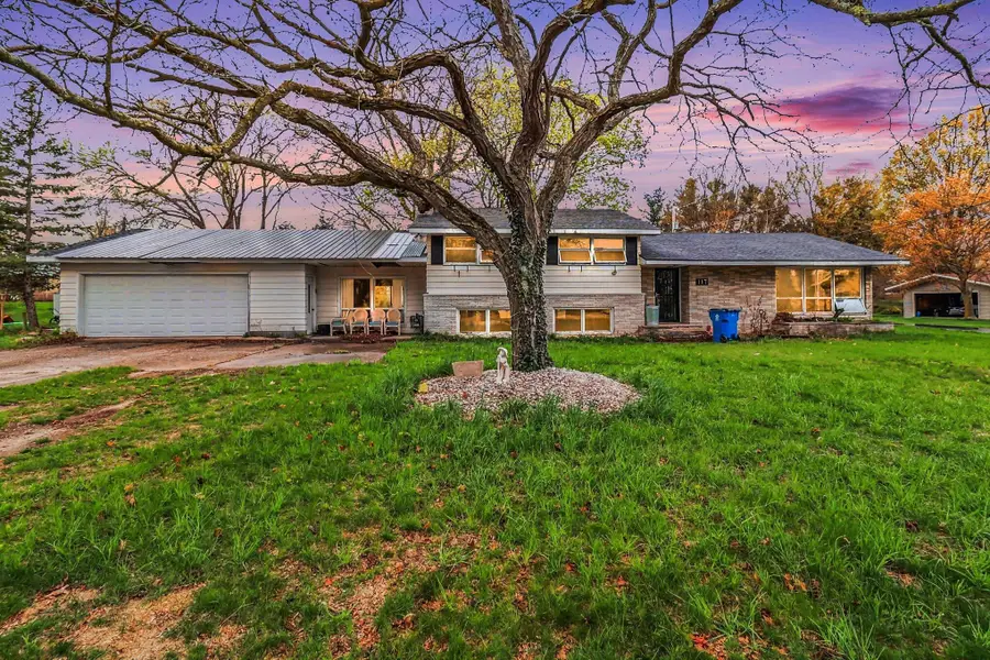 117 N Apple Street, Hart, MI 49420 - #3