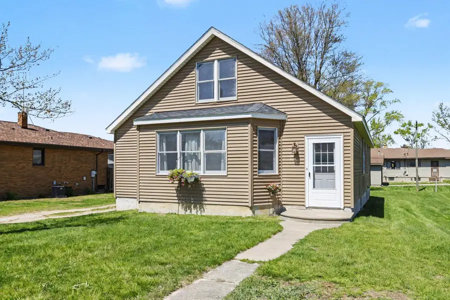 3801 School Street, Bridgman, MI 49106 - #2