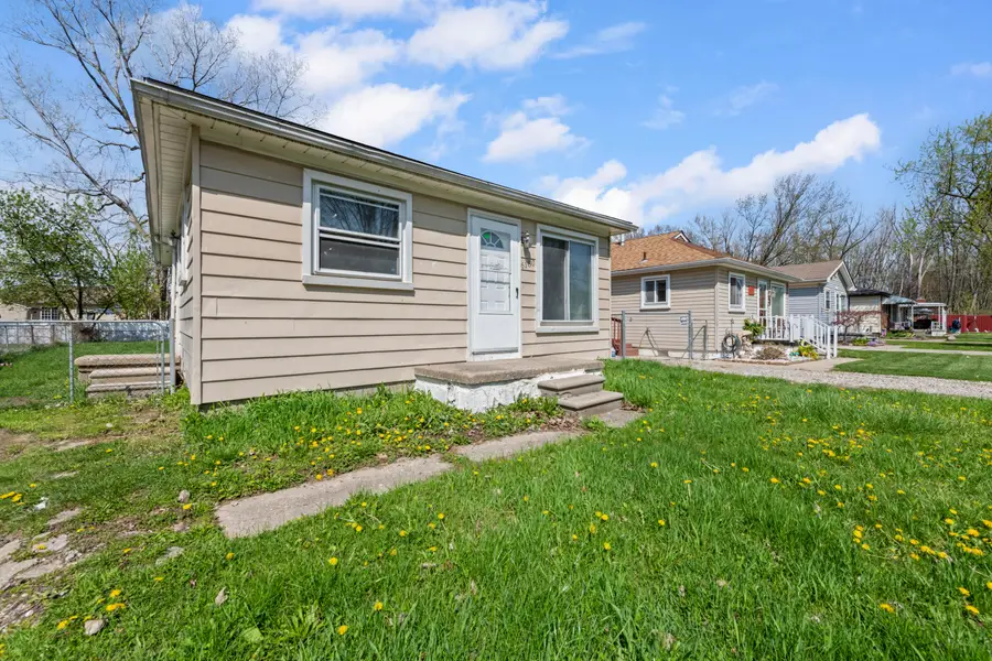 6180 Cordell Street, Romulus, MI 48174 - #2