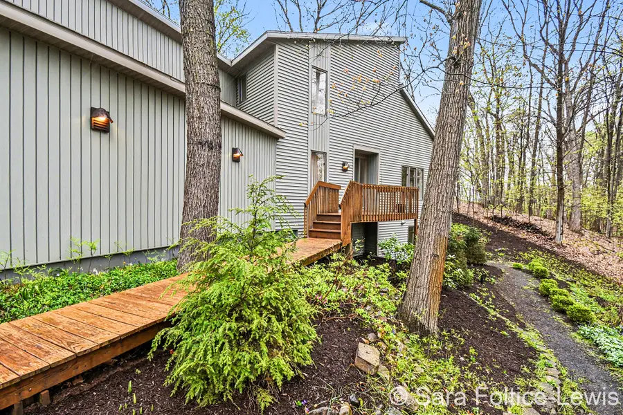3875 Riverbend Drive Sw, Grand Rapids, MI 49534 - #3