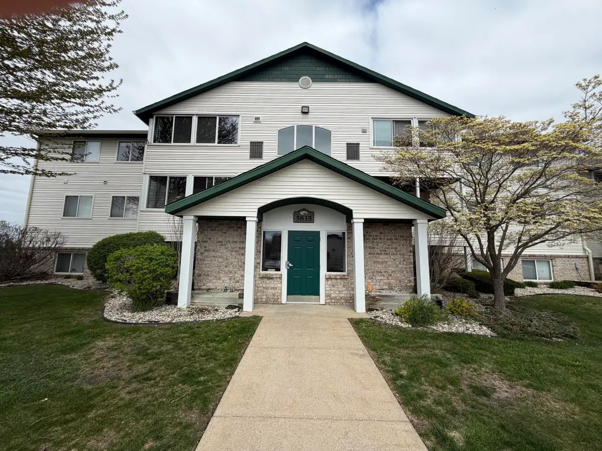 5835 Crosswinds Drive #14, Norton Shores, MI 49444 - #1