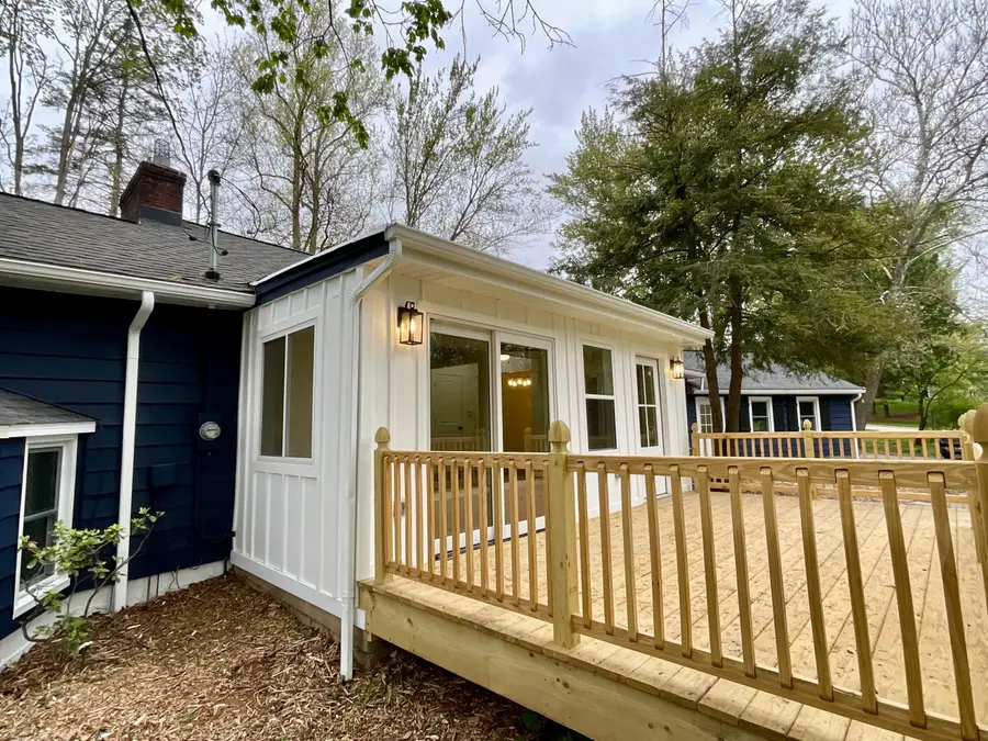 2737 Meadowvale Drive Se, Grand Rapids, MI 49506 - #3