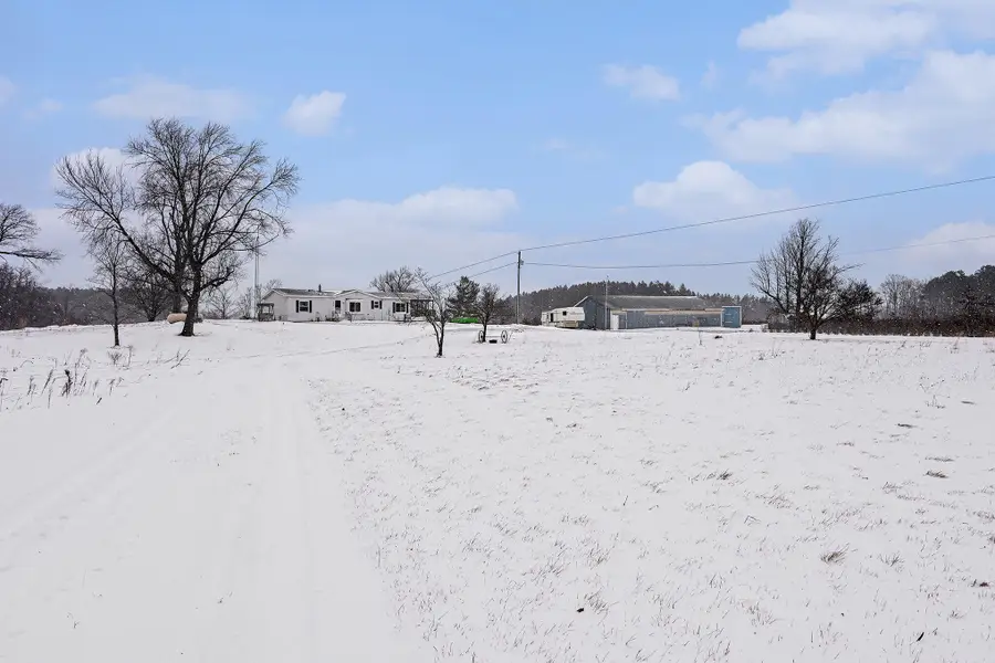 68854 34th Avenue, Covert, MI 49043 - #3