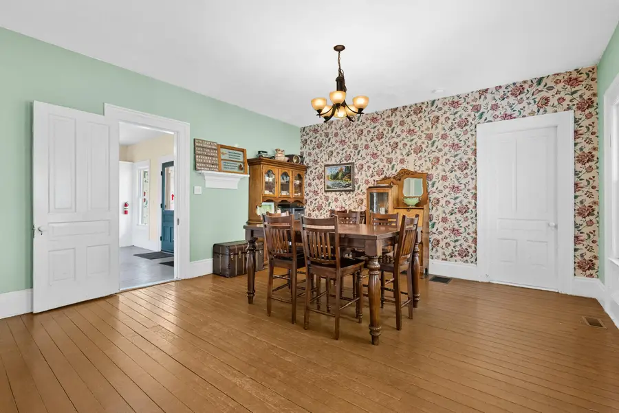 6817 E T Avenue, Vicksburg, MI 49097 - #3