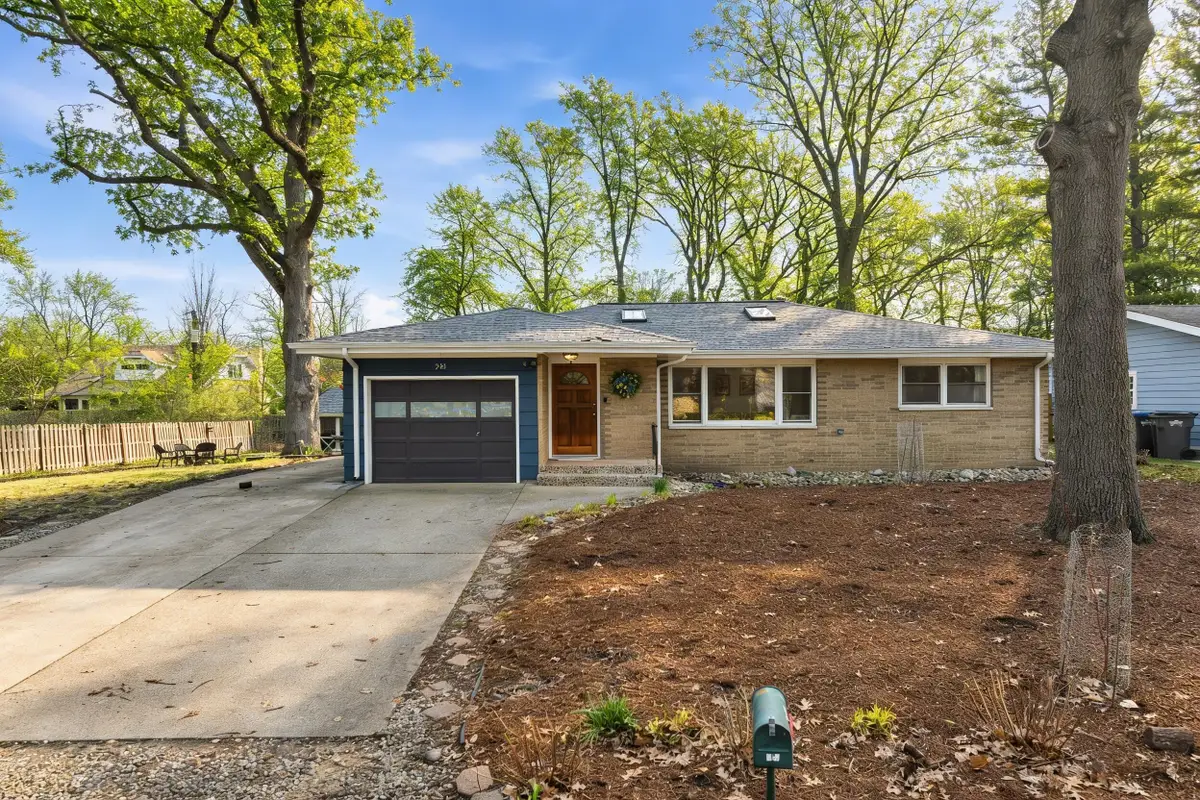 321 S Taylor Street, New Buffalo, MI 49117 - #1