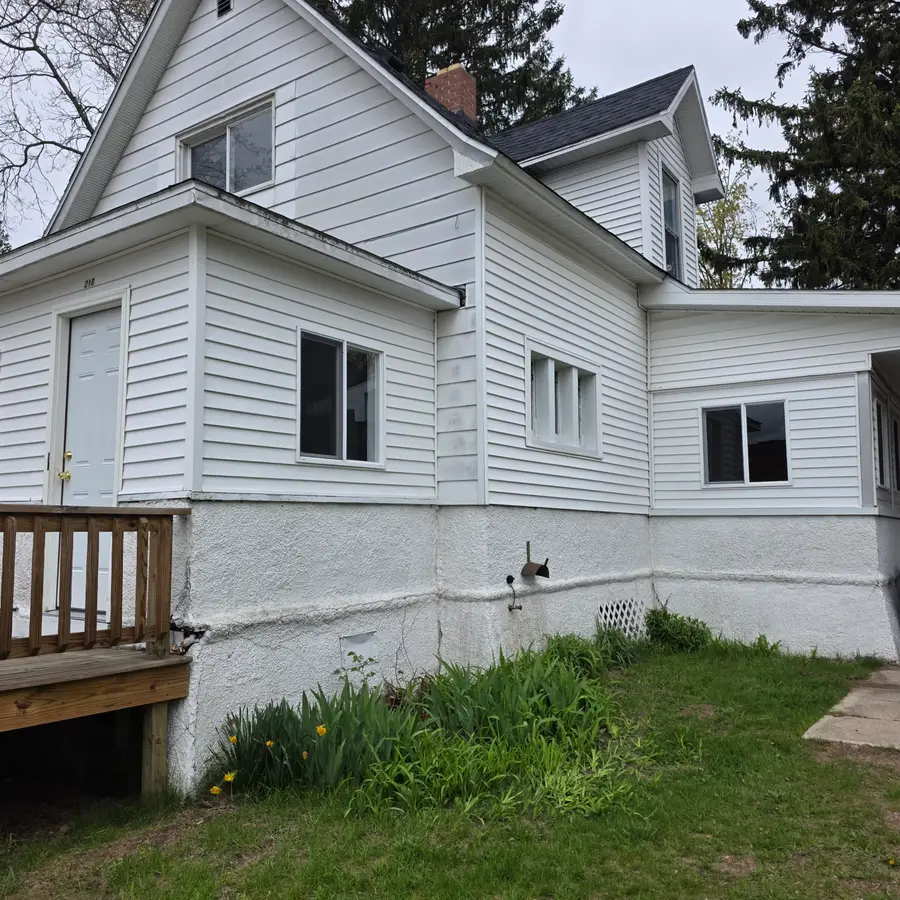 210 E Church Street, Hart, MI 49420 - #2