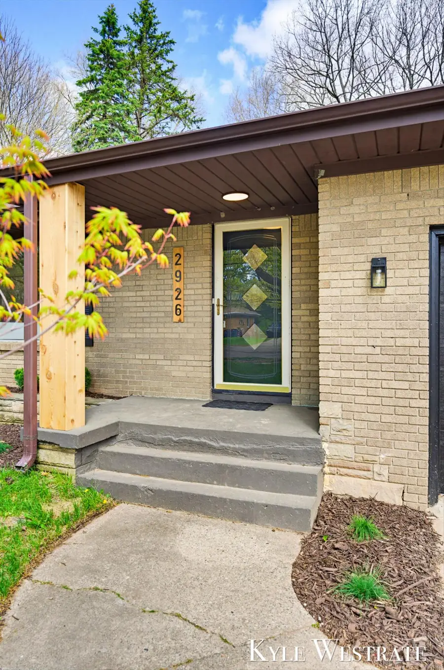 2926 Chamberlain Avenue Se, Grand Rapids, MI 49508 - #3